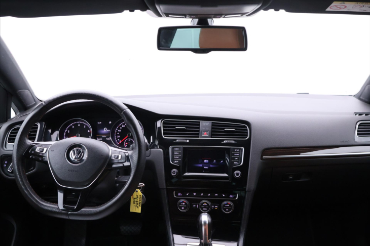 Volkswagen Golf 1,4 TSI 103kW DSG CZ Highline