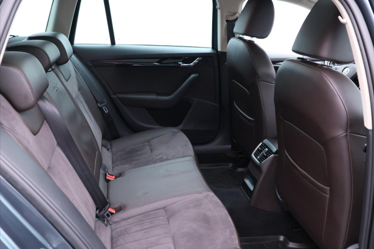 Škoda Octavia 2,0 TDI 135kW L&K DSG 4x4 CZ DPH