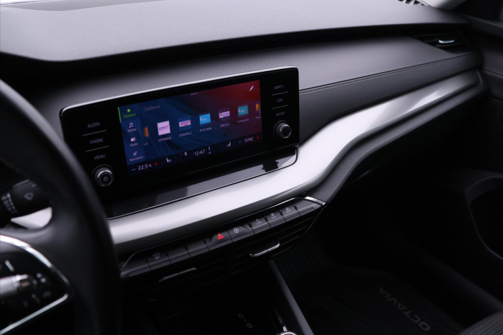 Škoda Octavia 2,0 TDI 85kW Ambition CZ DPH