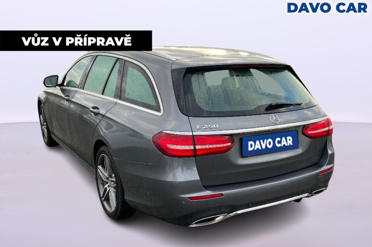 Mercedes-Benz Třídy E 2,0 250 AMG CZ 360° kamera