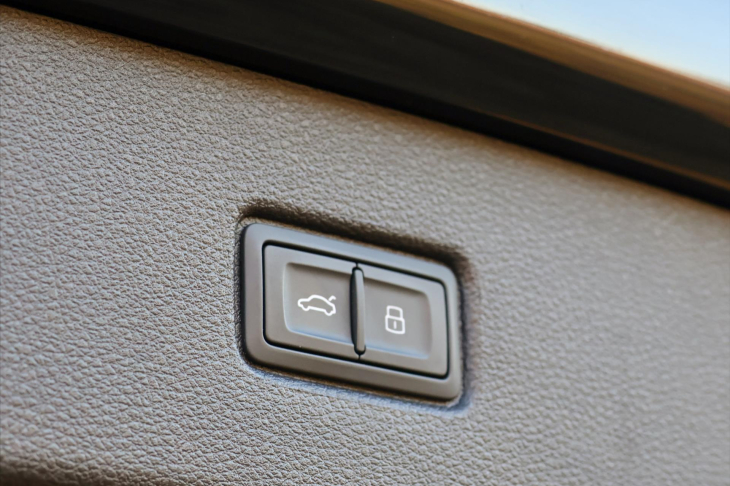 Audi Q7 3,0 TDI quattro tiptronic S line