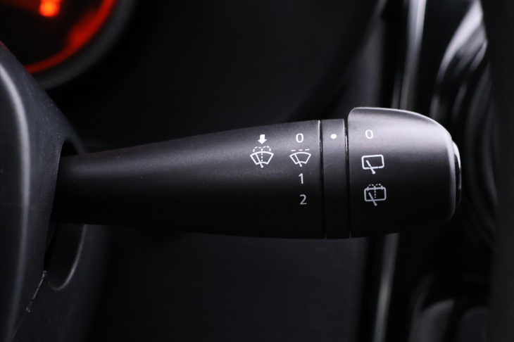 Dacia Lodgy 1,6 i 75 kW CZ 7 mísz LPG 2028