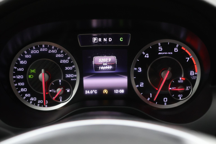 Mercedes-Benz Třídy A 2,0 45 265 kW 4Matic AMG Klima