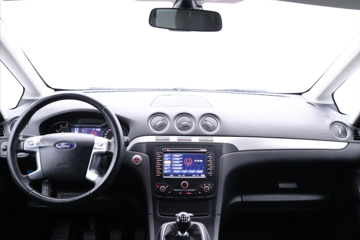 Ford Galaxy 2,0 TDCI 120kW Navi 7-Míst