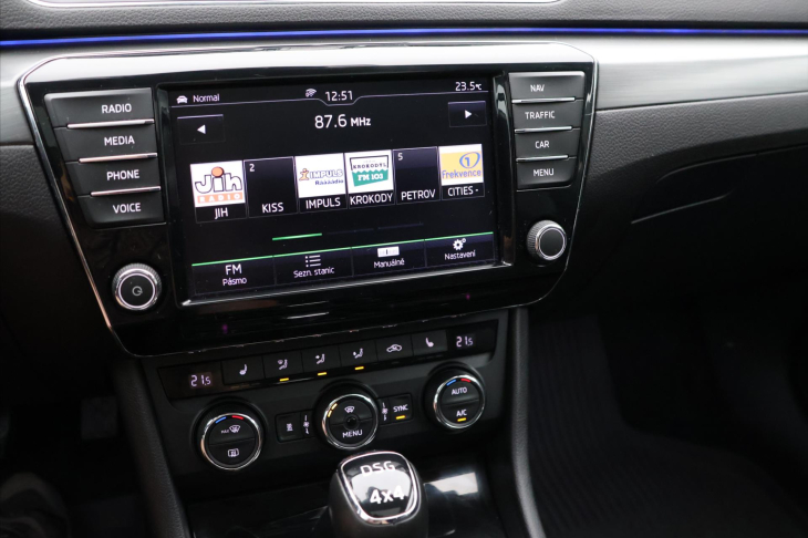 Škoda Superb 2.0 TDI 140kW 4x4 Style CZ