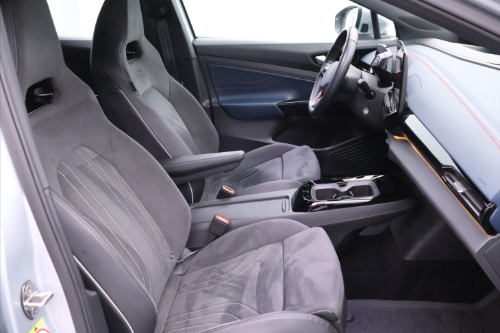 Volkswagen ID.4 GTX 220kW 77kWh 4Motion CZ