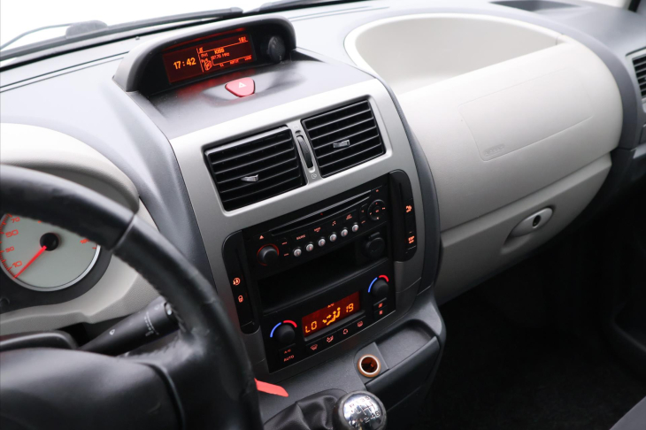 Fiat Scudo 2,0 JTD 120 kW 8-Míst Long