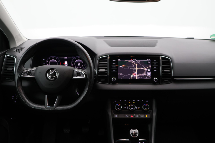 Škoda Karoq 1,5 TSI 110kW Style 1.Maj.