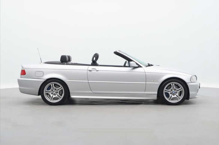 BMW Řada 3 3.0 330i 170kW Mpaket BiXenon