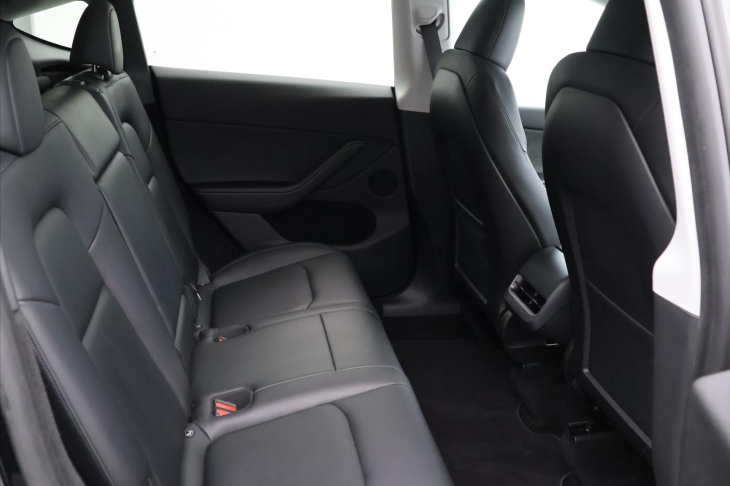 Tesla Model Y Long Range AWD CZ SoH 92%