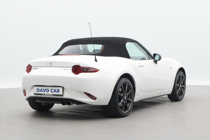Mazda MX-5 2,0 Skyactiv-G160 118kW Revolution