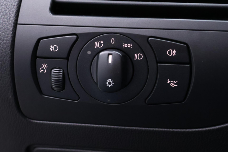 BMW Řada 6 3,0 635da 210kW CZ Kůže