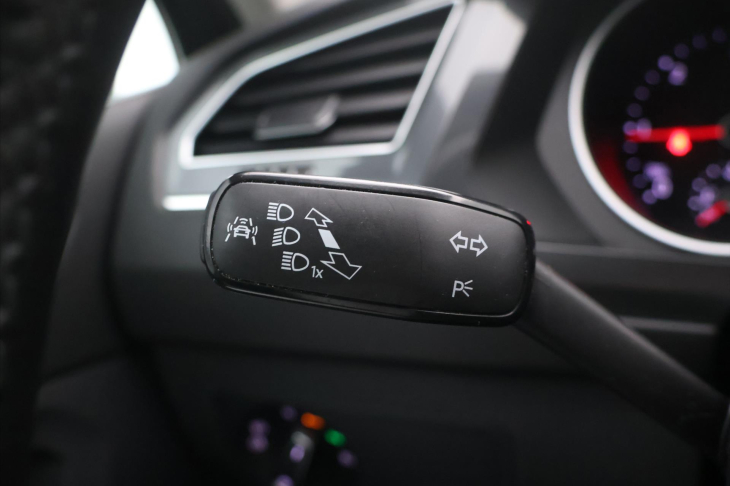 Volkswagen Tiguan 2,0 TDI Webasto Tažné 1.Maj.