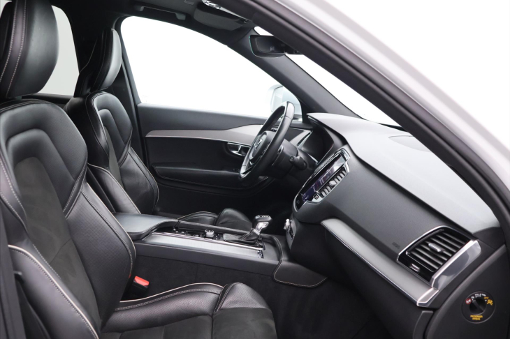 Volvo XC90 2,0 D5 165kW AWD Aut. R-Design
