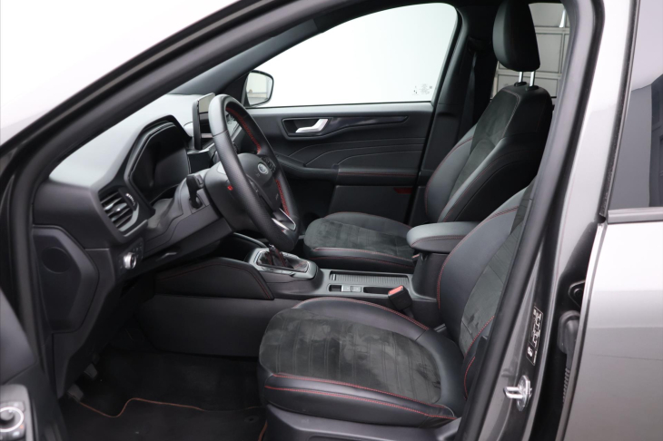 Ford Kuga 1,5 EB 110kW ST-Line