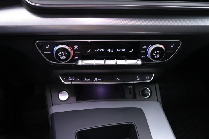 Audi Q5 2,0 TDI quattro S tronic Advanced