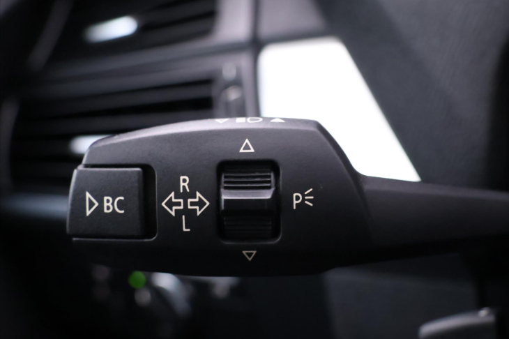 BMW X6 3,0 40D 225kW xDrive CZ