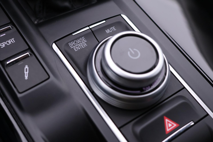 Maserati Levante 3,0 V6 257kW Aut 4x4 tažné