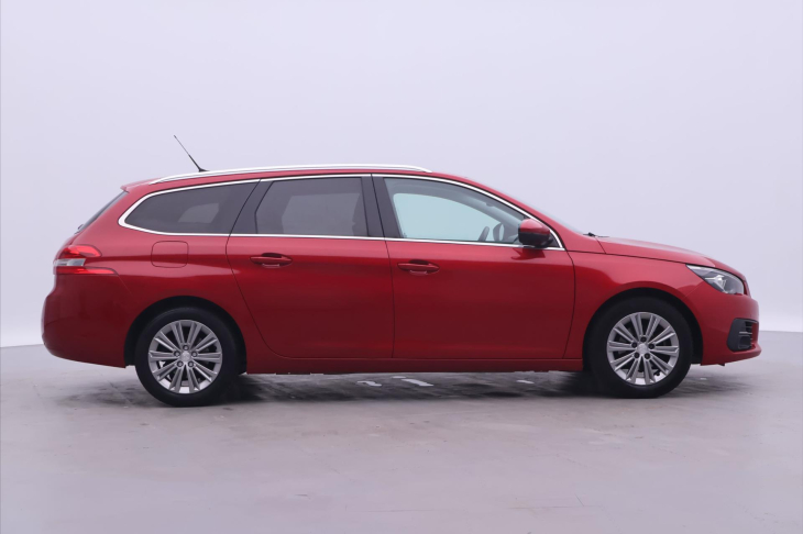Peugeot 308 1,2 PT 96kW Allure CZ