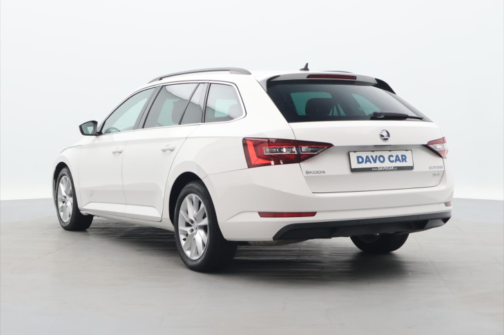 Škoda Superb 2,0 TDI 140kW DSG 4x4 CZ