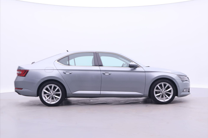 Škoda Superb 2,0 TDI 140kW DSG Style Plus