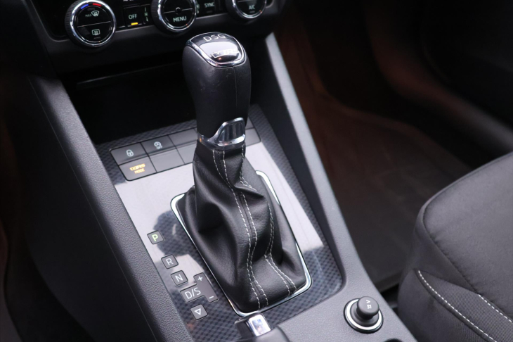 Škoda Octavia 2,0 TSI RS 245 DSG CZ LED DPH