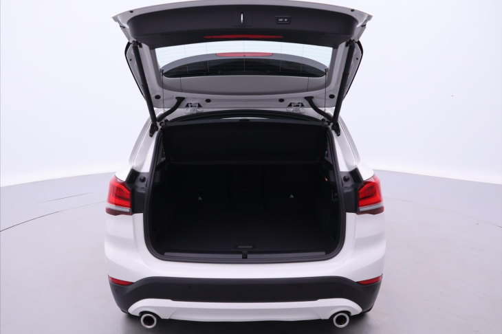 BMW X1 2,0 20i 131kW Aut. xDrive CZ