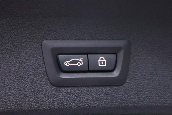 BMW X1 2,0 20d 140kW xDrive xLine CZ