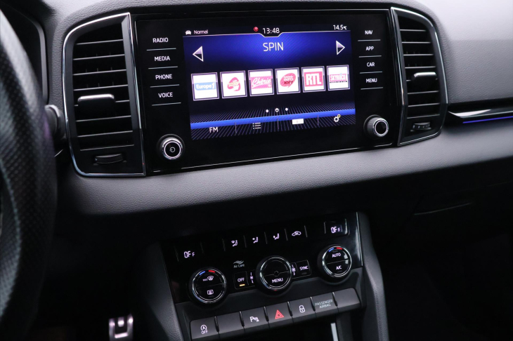 Škoda Karoq 1,5 TSI DSG Sportline Virtual