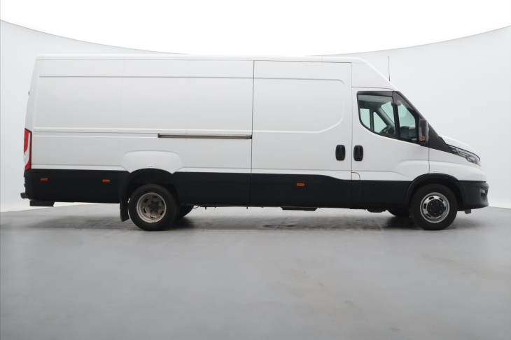 Iveco Daily 2,3 35C16 115kW L4H3 CZ DPH