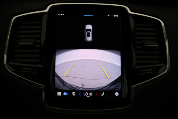 Volvo XC90 2,0 B5 AWD Ultimate Dark 7-Míst