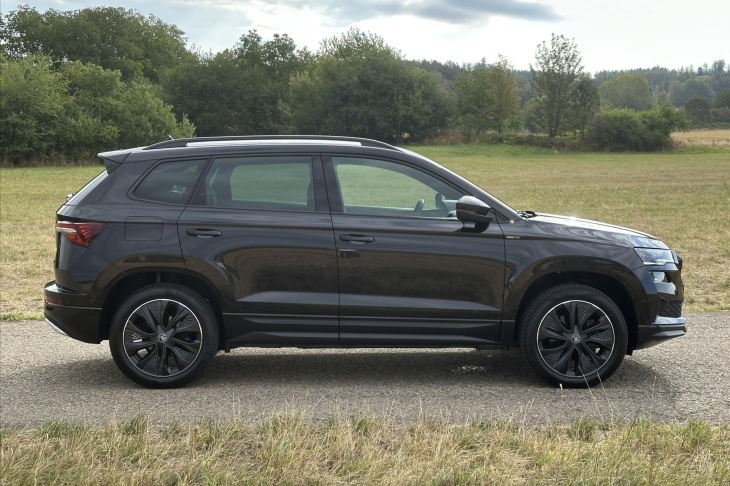 Škoda Karoq 2,0 TDI Sportline 4x4 DSG 1.maj