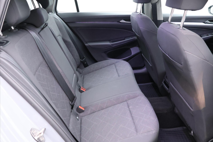 Volkswagen Golf Variant 1,5 TSI 96kW Life CZ DPH