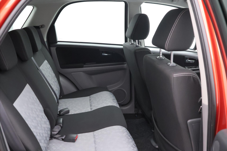 Suzuki SX4 1,6 VVT 88kW Navi 4x4 CZ