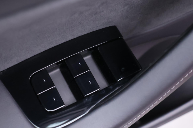 Tesla Model 3 Long Range Dual motor DPH