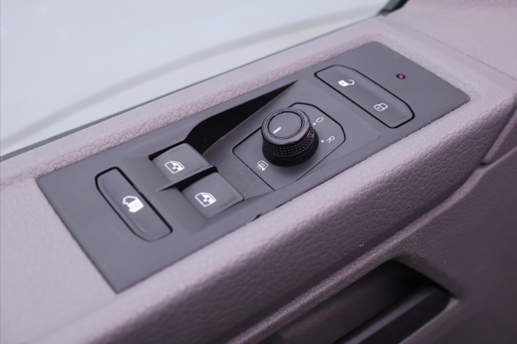 Volkswagen Transporter 2,0 TDI 66kW Klima 1.Maj. DPH