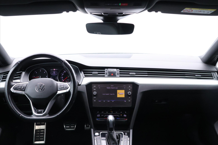 Volkswagen Passat 2,0 TDI 140kW DSG CZ R-line