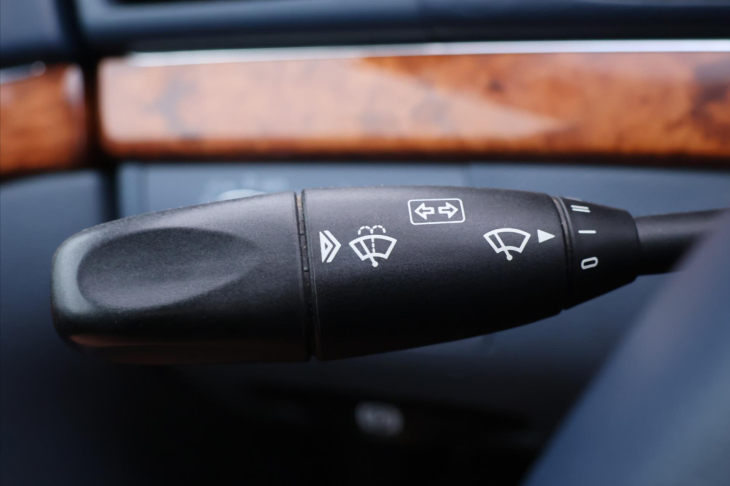 Mercedes-Benz Třídy E 2,7 270CDI 130kW Elegance