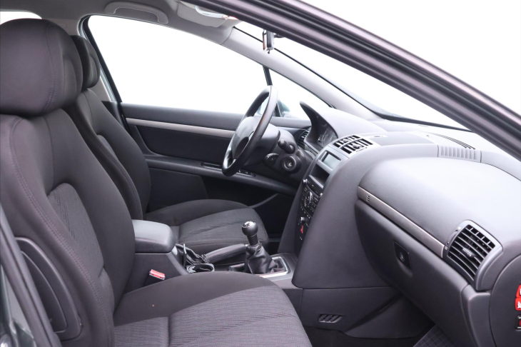 Peugeot 407 1,8 16V 92kW Aut.klima CZ