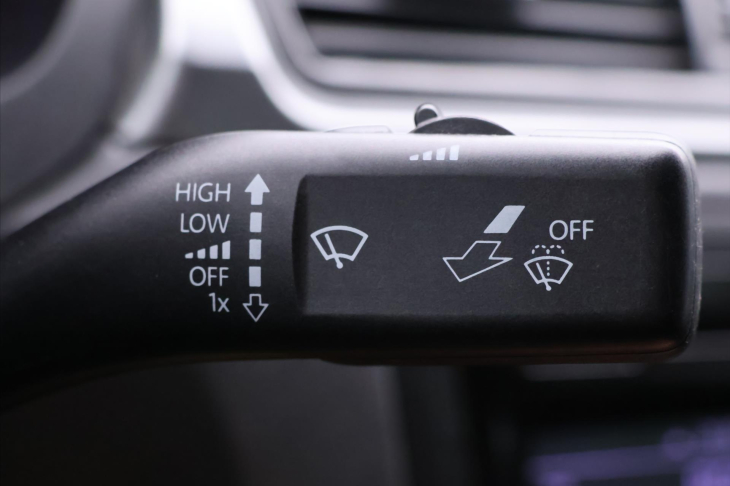 Škoda Rapid 1,6 TDI 66kW Ambition CZ