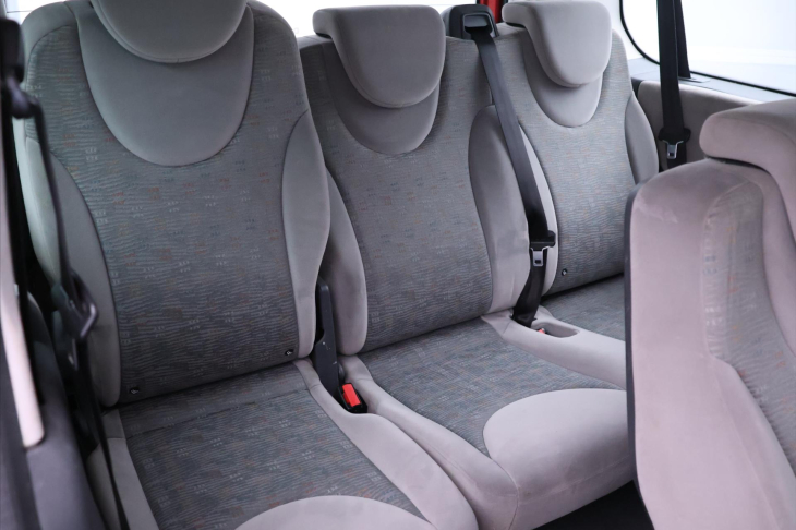 Citroën Jumpy 2,0 HDI L1H1 Atlante 8-Míst CZ