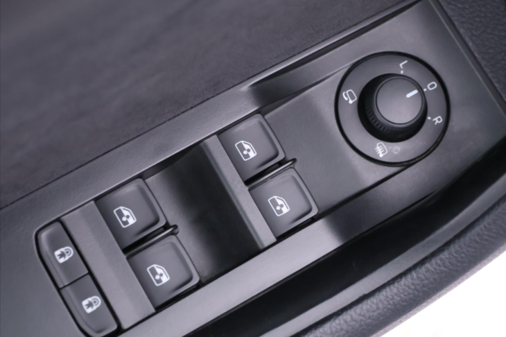 Škoda Superb 2,0 TDI 140kW 4x4 DSG Sportline