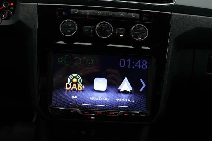 Volkswagen Caddy 1.4 TSI Highline DSG 7-Míst