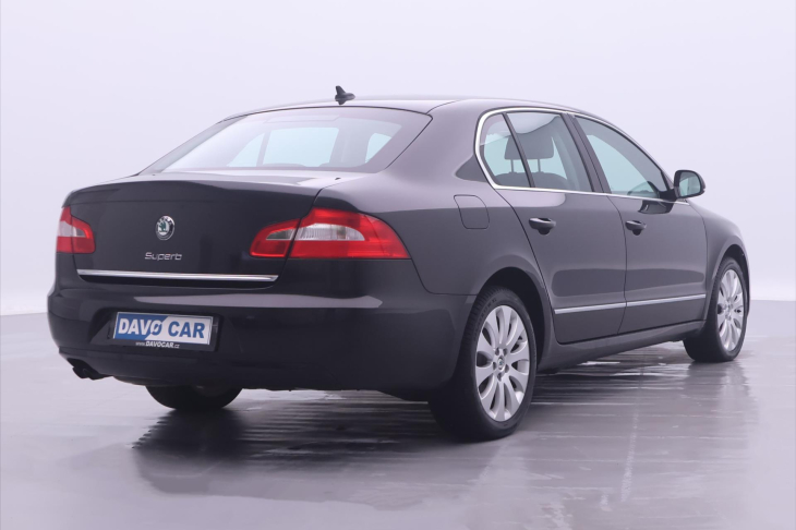Škoda Superb 1,4 TSI Elegance Navi 1.Maj.