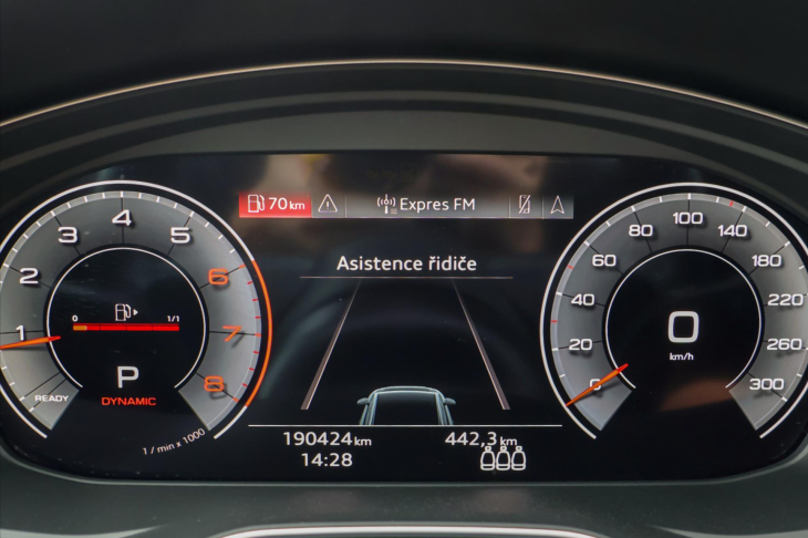 Audi A4 2,0 TFSI S-line Virtual DPH