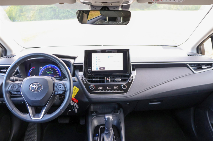 Toyota Corolla 1,5 VTi Aut. DPH CZ Comfort