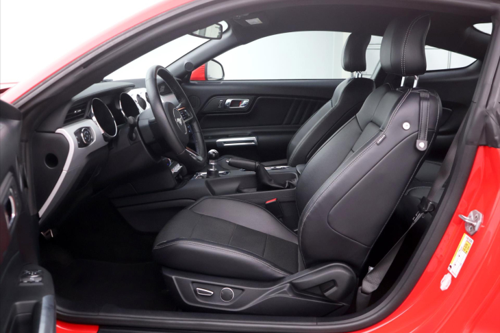 Ford Mustang 5,0 Ti-VCT V8 310kW