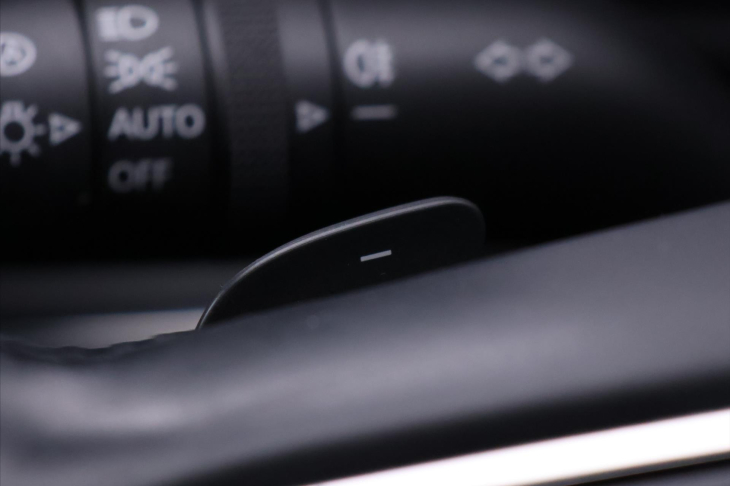 Mazda 3 2,0 e-Skyactiv Aut CZ 1.Maj DPH