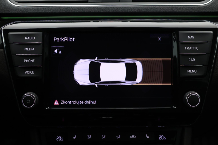 Škoda Superb 2,0 TDI 140kW L&K DSG 4x4 CZ