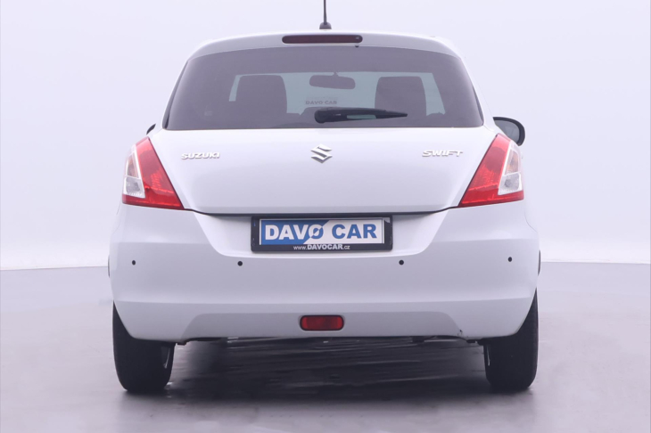 Suzuki Swift 1,2 VVT 66kW Klimatizace 1.Maj